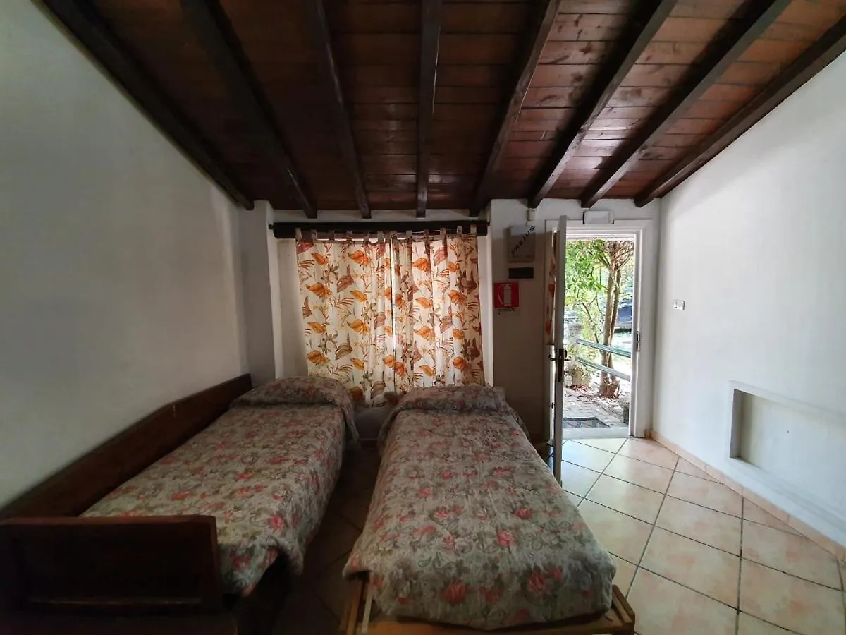 Beautiful Apartment In Roma With Shared Swimming Pool